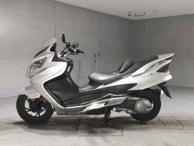 Suzuki Skywave 250S