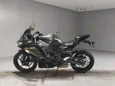 Kawasaki Ninja ZX-25R