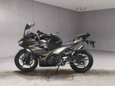 Kawasaki Ninja 400 2022