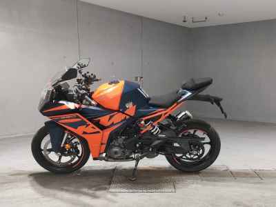 KTM RC 390 2022