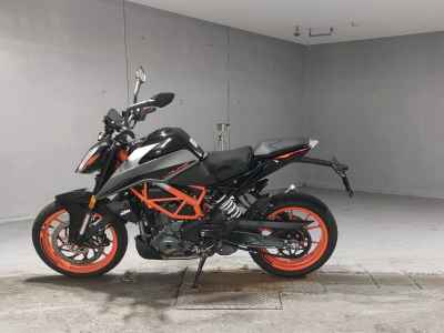 KTM 390 Duke 2024