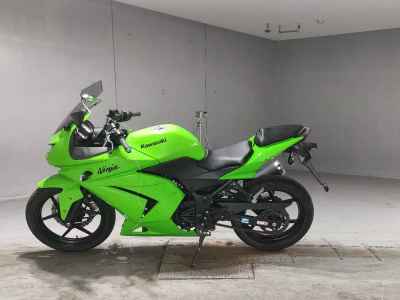 Kawasaki Ninja 250R 2012