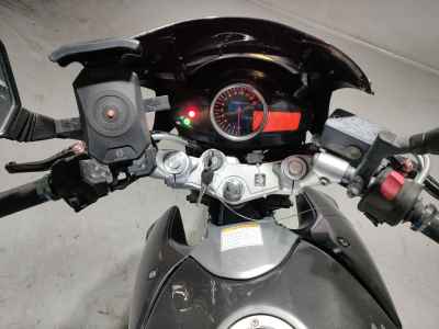Suzuki GSR250