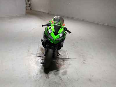 Kawasaki Ninja ZX-25R KRT Edition 2021