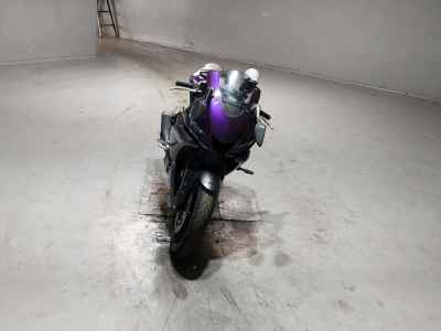 Yamaha YZF-R25 2023