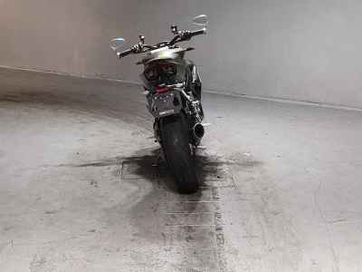 Ducati Streetfighter V2 2023