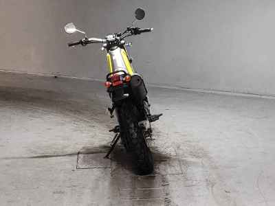 Yamaha Tricker