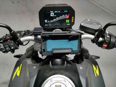 BMW F900R 2022