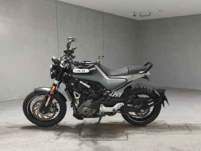 Husqvarna Svartpilen 401 2021