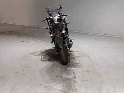 Yamaha YZF-R25 2015