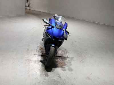Yamaha YZF-R1 2022