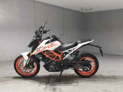 KTM 390 Duke 2021