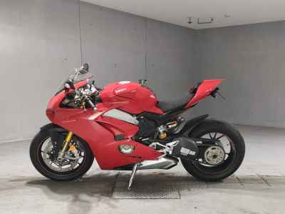 Ducati Panigale V4S 2018