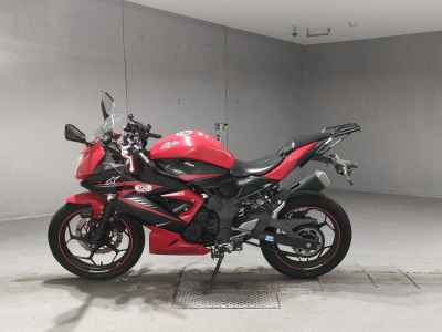 Kawasaki Ninja 250 2015