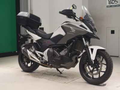 Honda NC750X DCT 2020