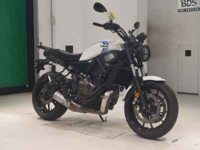 Yamaha XSR700 2022