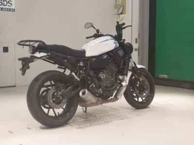 Yamaha XSR700 2022