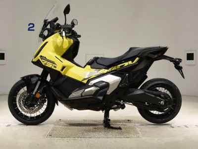 Honda X-Adv 750 2025