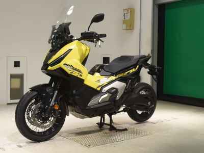 Honda X-Adv 750 2025