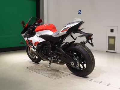 Yamaha YZF-R1 2026