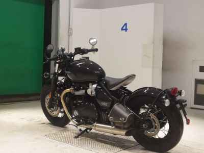 Triumph Bonneville Bobber 2022