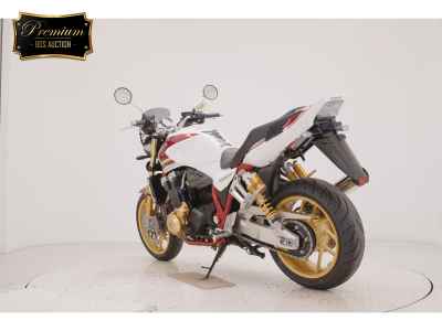 Honda CB1300SF 2023