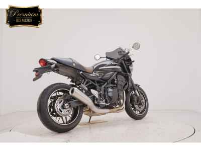 Kawasaki Z900RS Cafe 2021