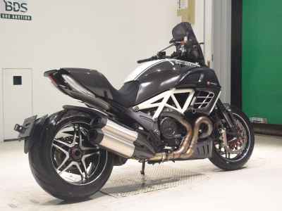 Ducati Diavel 2012