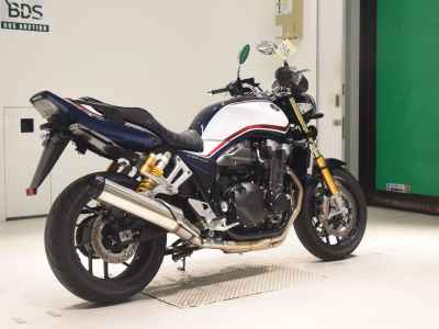 Honda CB1300SF 2024