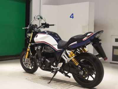 Honda CB1300SF 2024