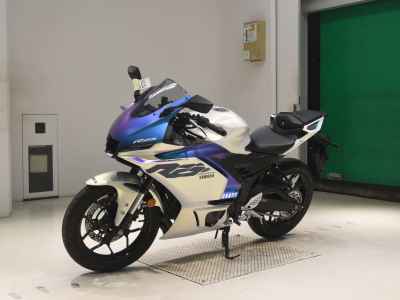 Yamaha YZF-R25 2025
