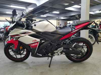 Yamaha YZF-R25