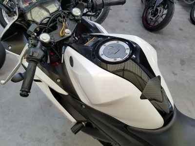 Yamaha YZF-R25