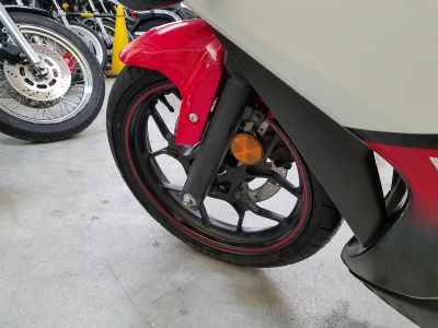 Yamaha YZF-R25
