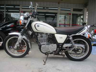 Yamaha SR400 2012