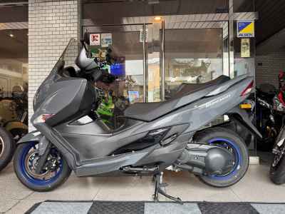 Suzuki Burgman 400 2022