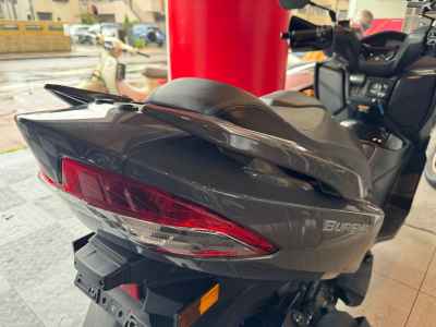 Suzuki Burgman 400 2022