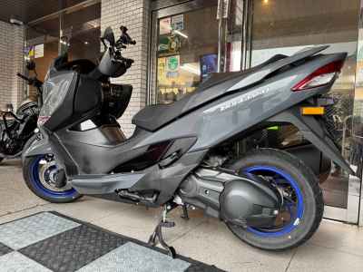 Suzuki Burgman 400 2022