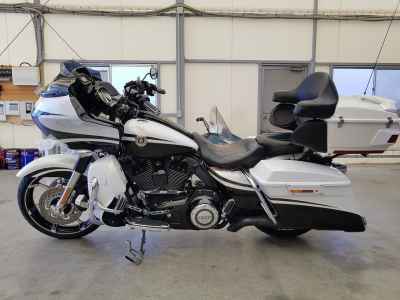 Harley-Davidson Road Glide FLTRXSE1923 CVO 2012