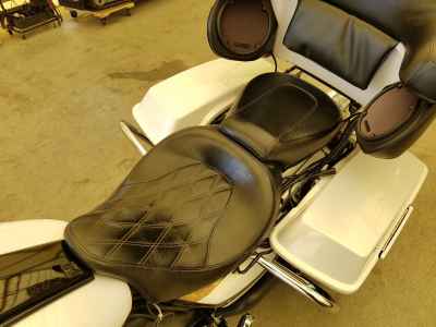 Harley-Davidson Road Glide FLTRXSE1923 CVO 2012