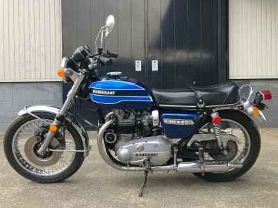 Kawasaki W3