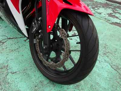 Honda CBR400R 2013