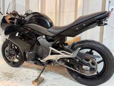 Kawasaki Ninja 400R 2010
