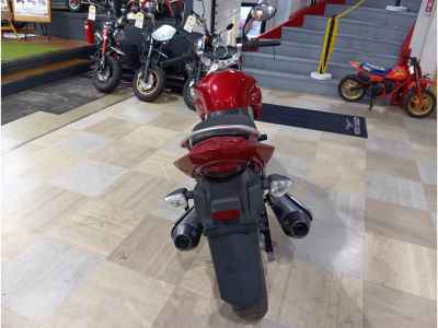 Suzuki GSR250