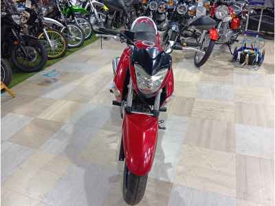Suzuki GSR250