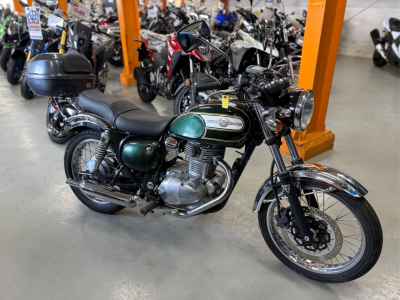 Kawasaki Estrella