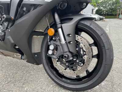 Yamaha YZF-R1 2024