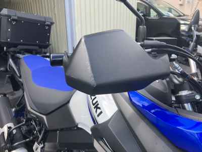 Suzuki V-Strom 650 2025