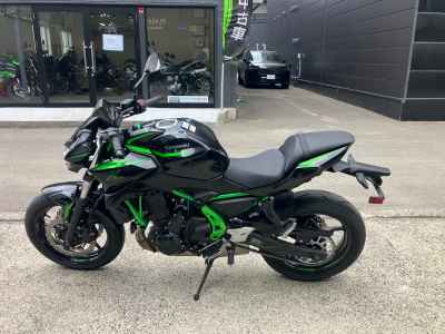Kawasaki Z650 2026