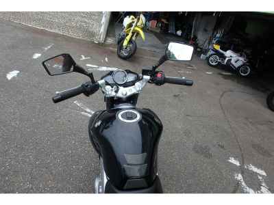 Suzuki GSR250